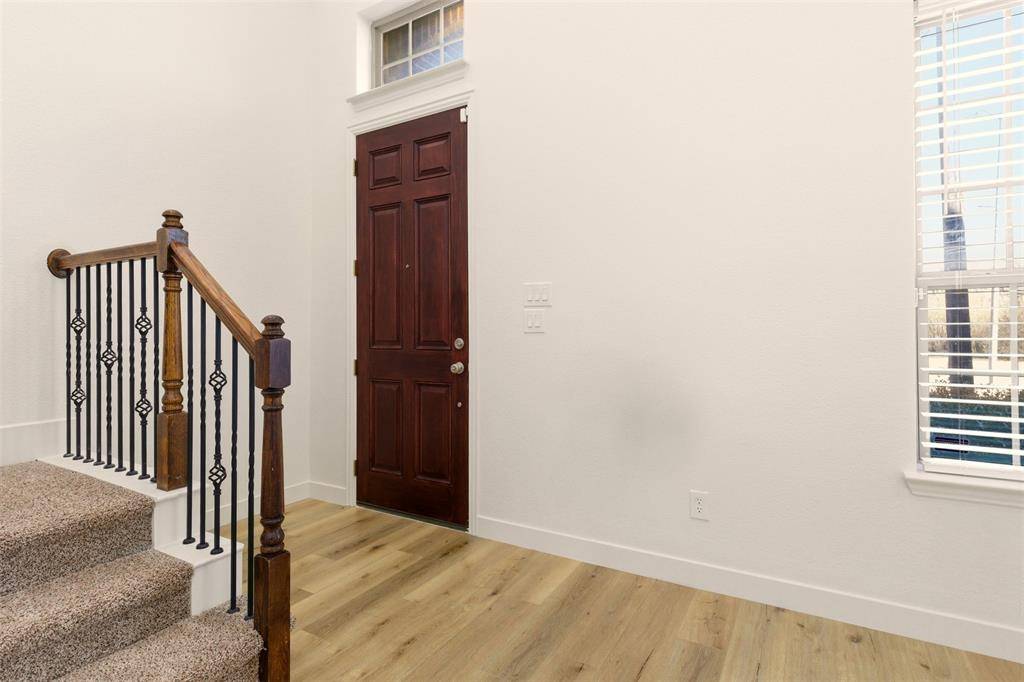 736 S Greenville Avenue, Richardson, TX 75081