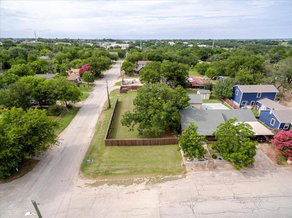 201 E 7th Street, Weatherford, TX 76086