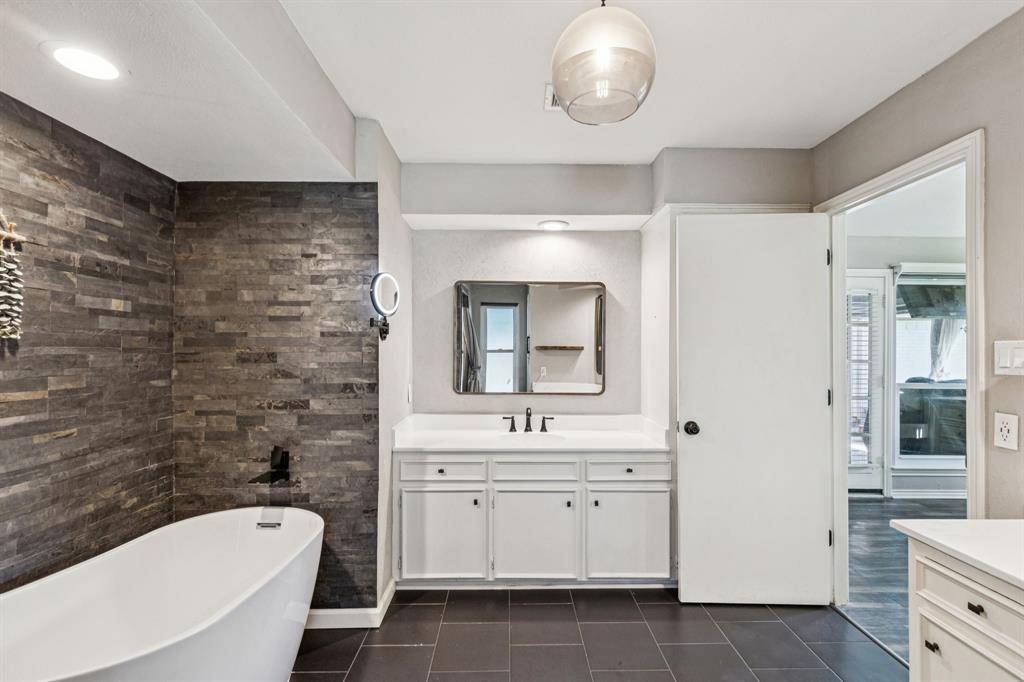 204 Alta Vista Drive, Rockwall, TX 75087