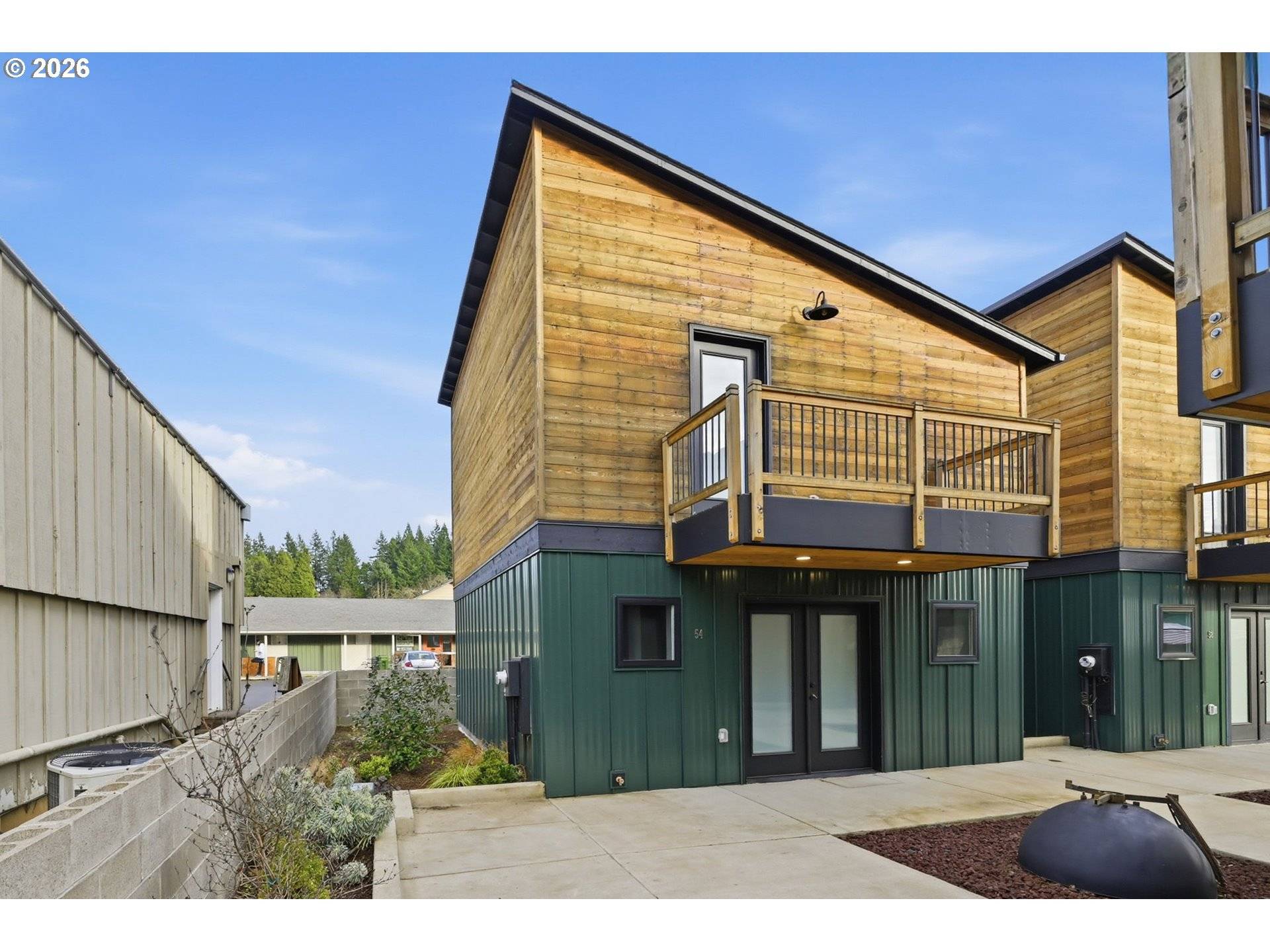 50 S 17TH ST, Cottage Grove, OR 97424