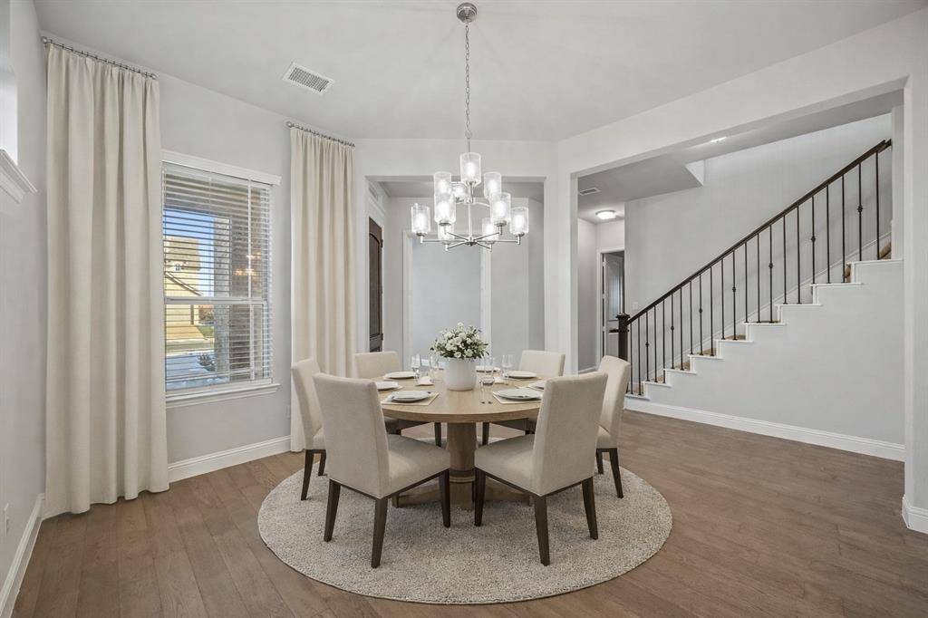 8402 Watersway Drive, Rowlett, TX 75088