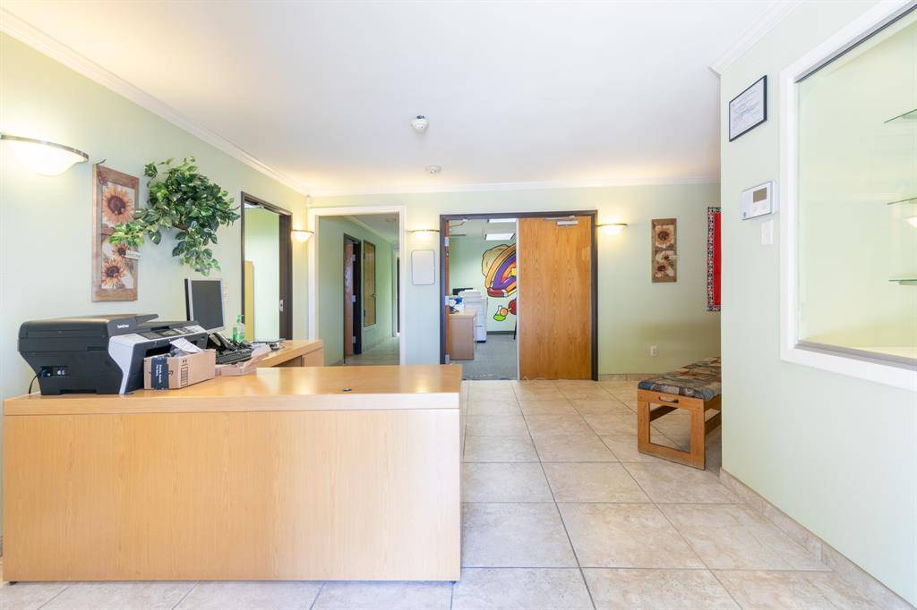 6409 W Poly Webb Road, Arlington, TX 76016