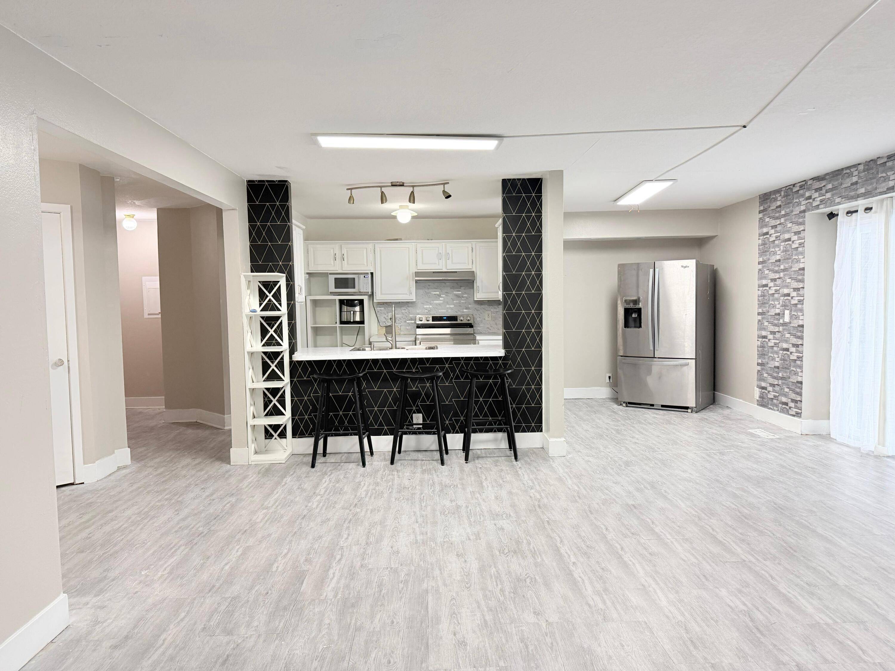 300 Farington BLVD #48, Holland City, MI 49423