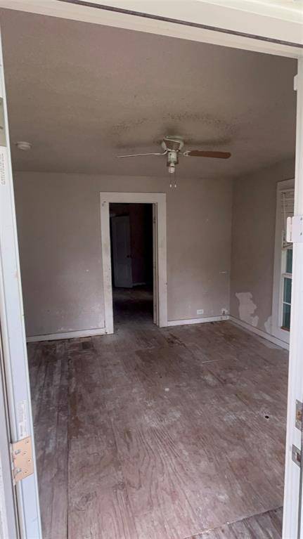 2419 Harding Street, Dallas, TX 75215