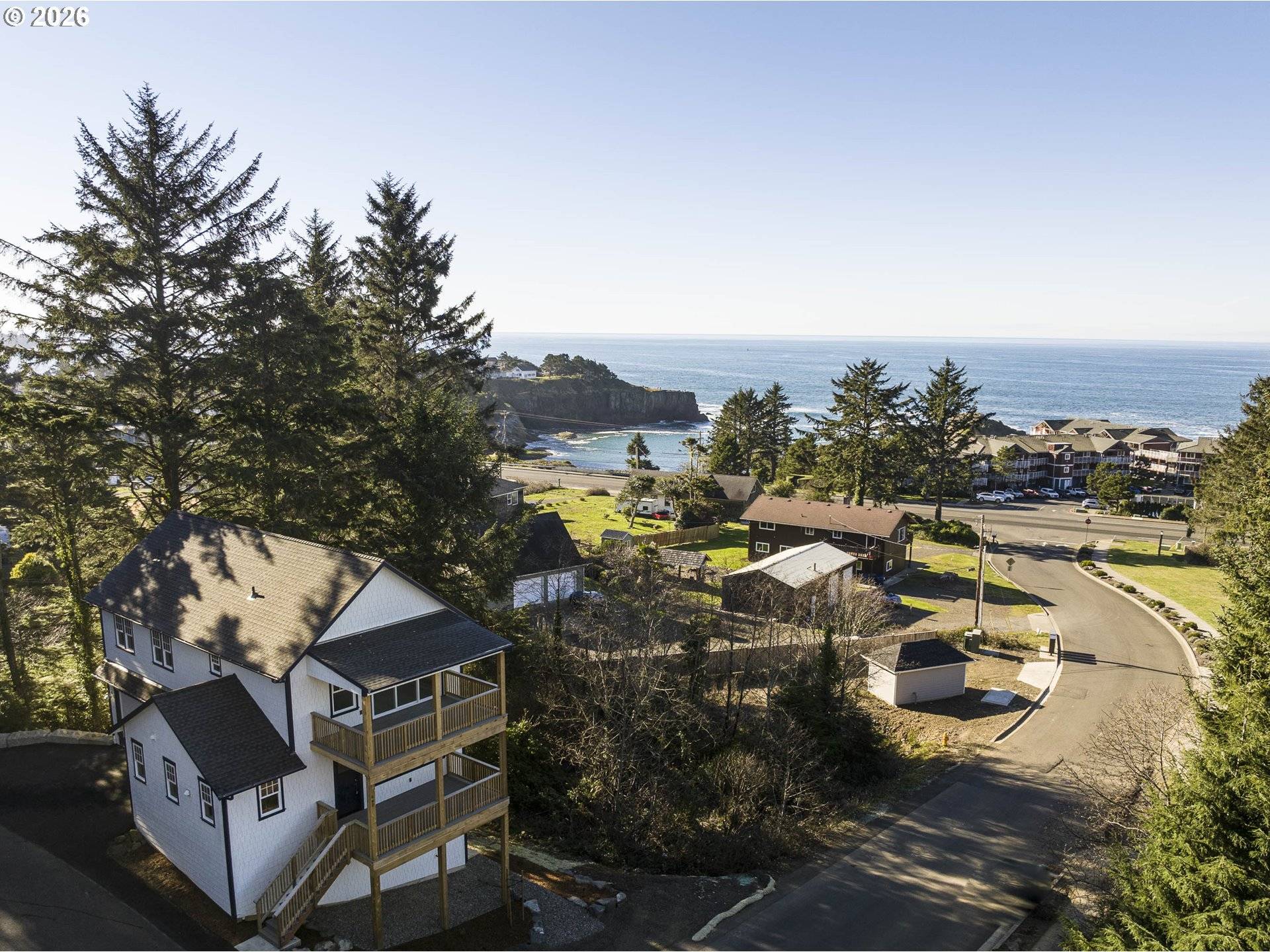 640 LILLIAN LN, Depoe Bay, OR 97341