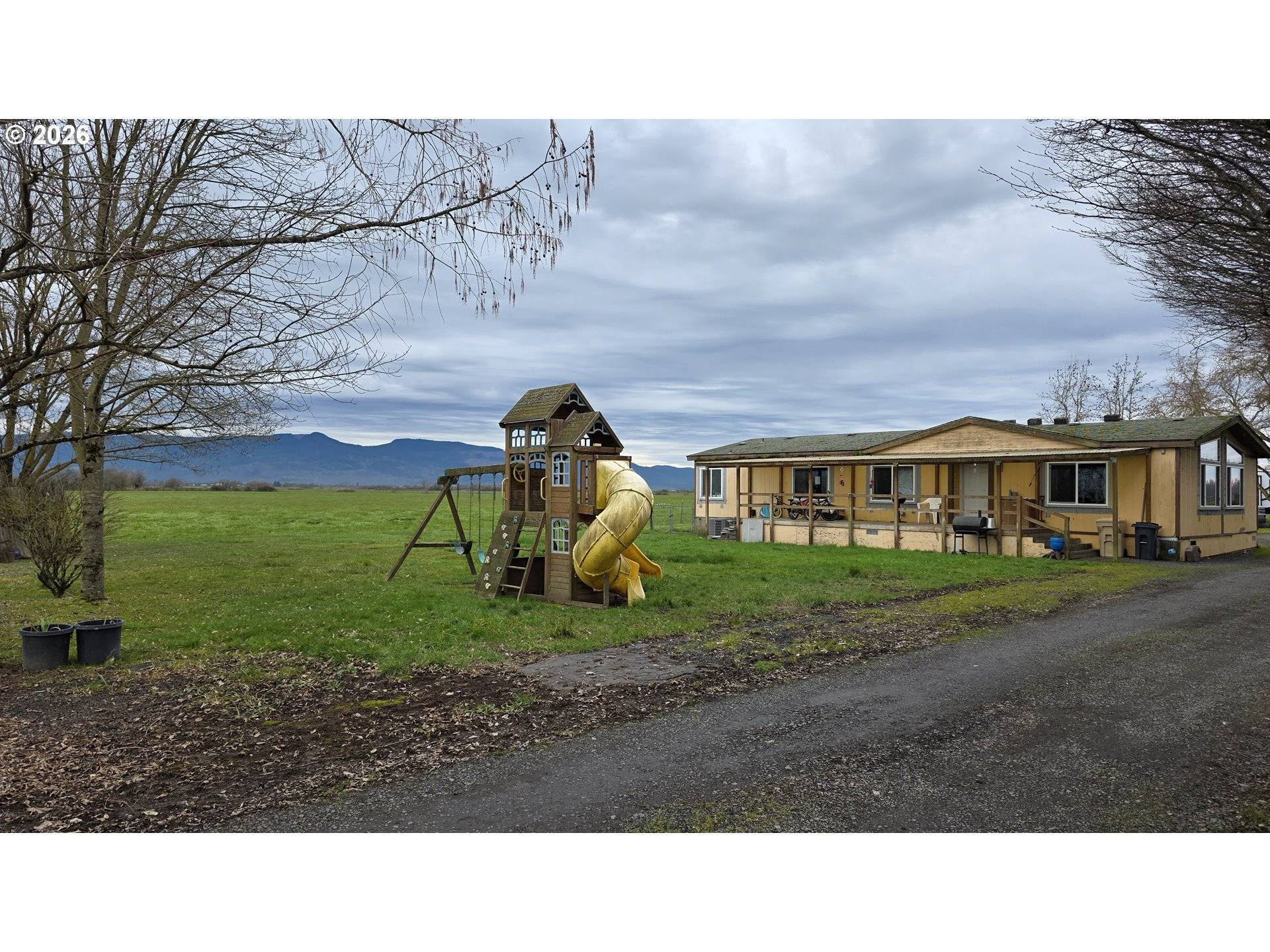 30540 PRICEBORO DR, Harrisburg, OR 97446