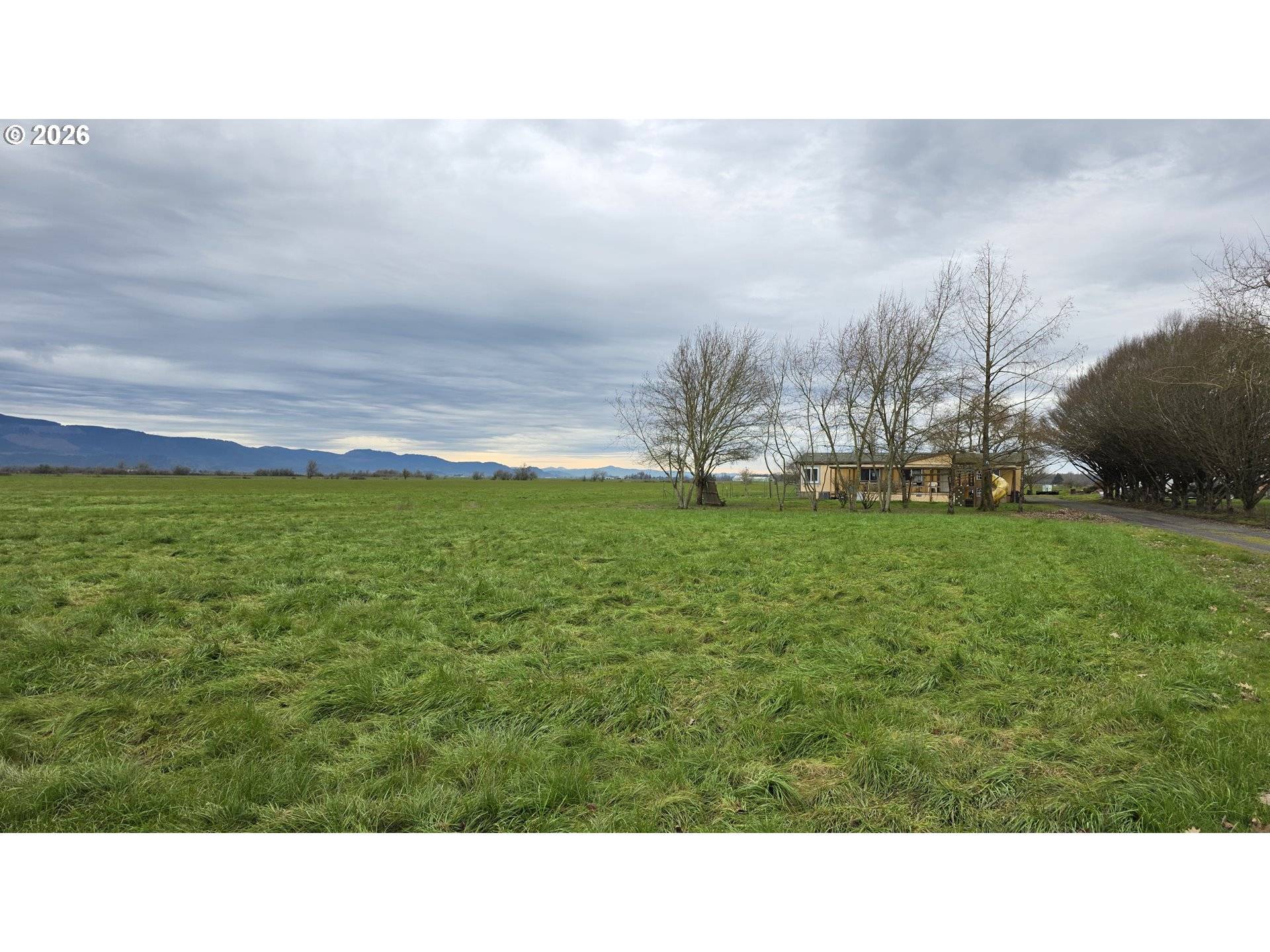 30540 PRICEBORO DR, Harrisburg, OR 97446