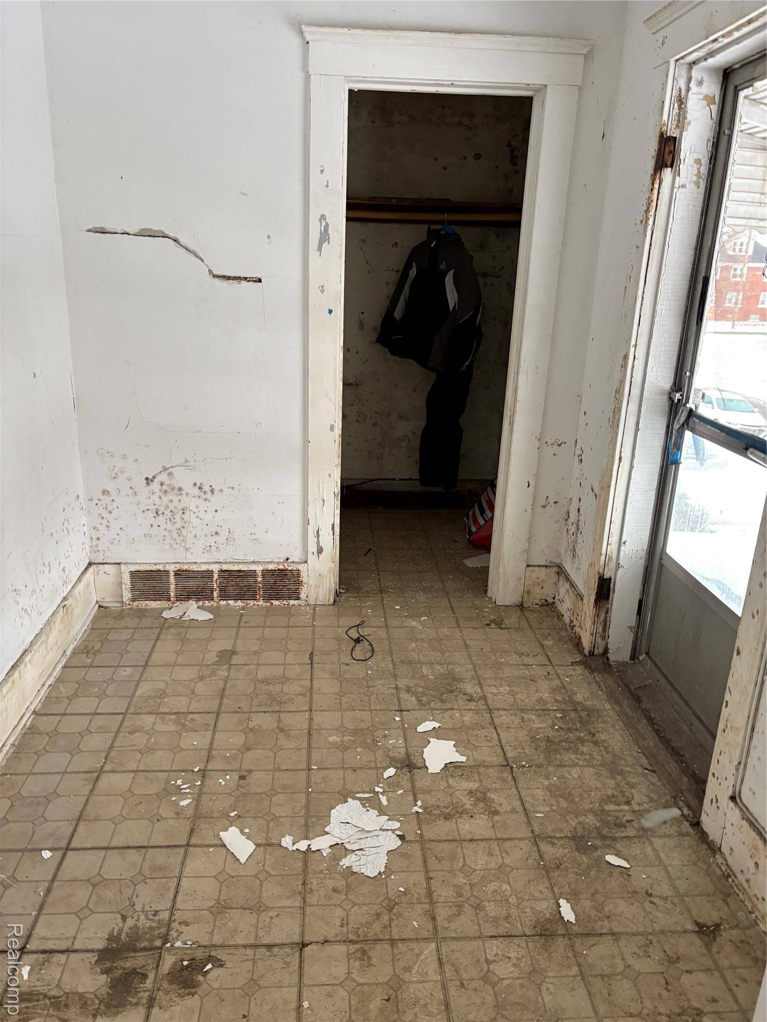 5042 Dailey ST, Detroit, MI 48204