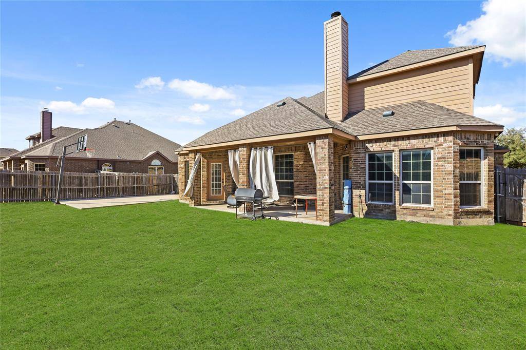 1010 Grover Court, Cedar Hill, TX 75104