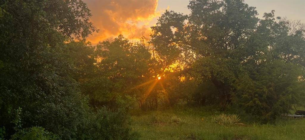 142 Mulligan Lane, Azle, TX 76020