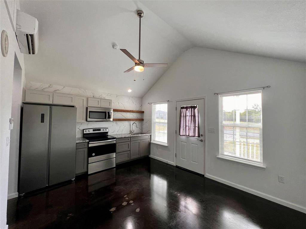 504 Green Street, Bowie, TX 76230