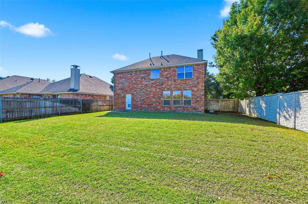 7807 Enchanted Isle Drive, Arlington, TX 76016