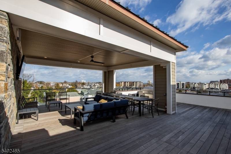 272 Willow Ave.403 #403, Long Branch City, NJ 07740
