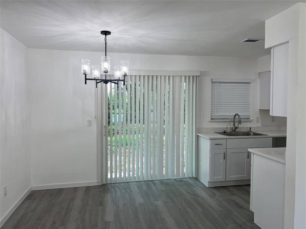 3221 Forestdale Lane, Balch Springs, TX 75180