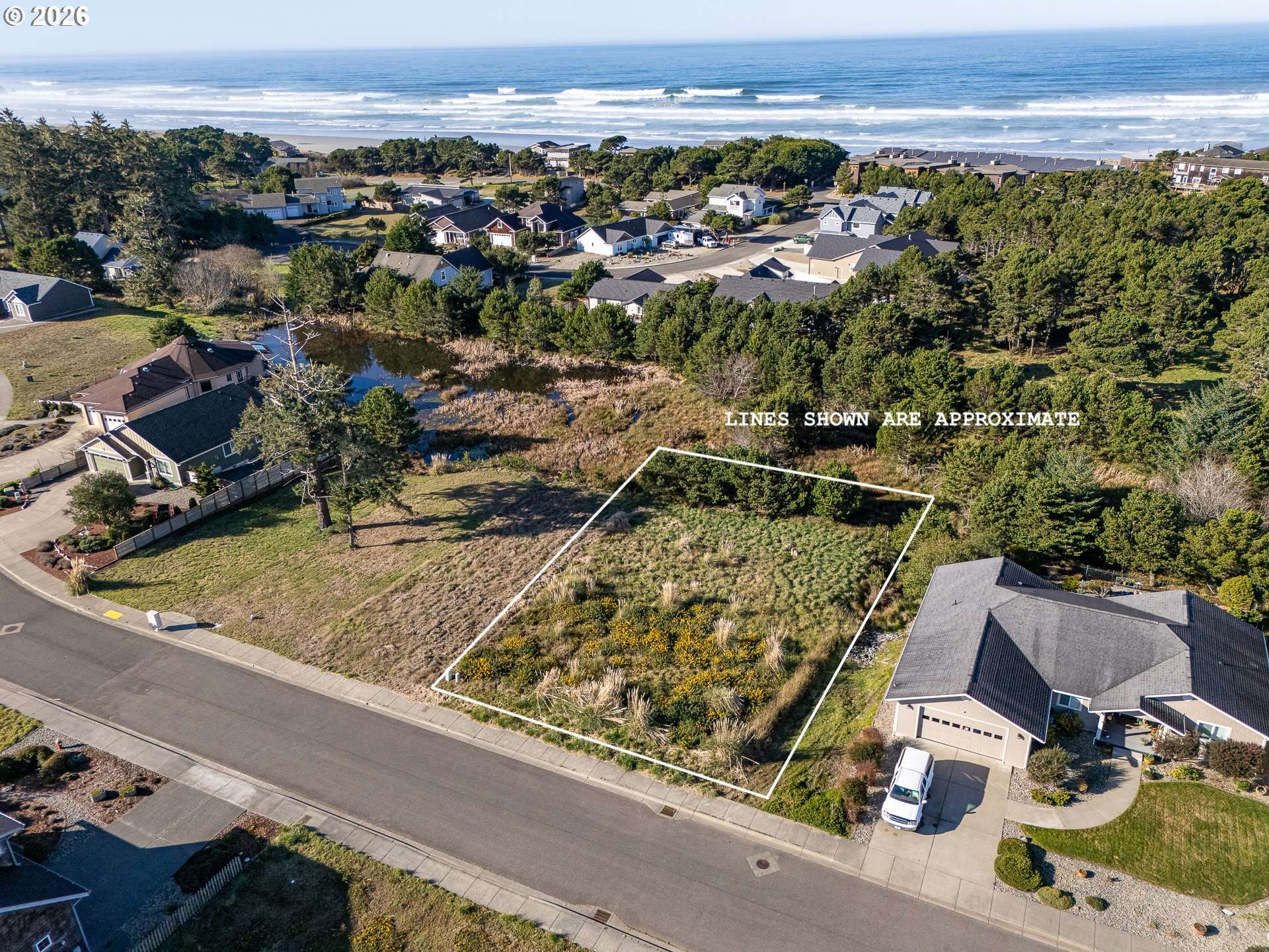 2674 LINCOLN AVE SW, Bandon, OR 97411