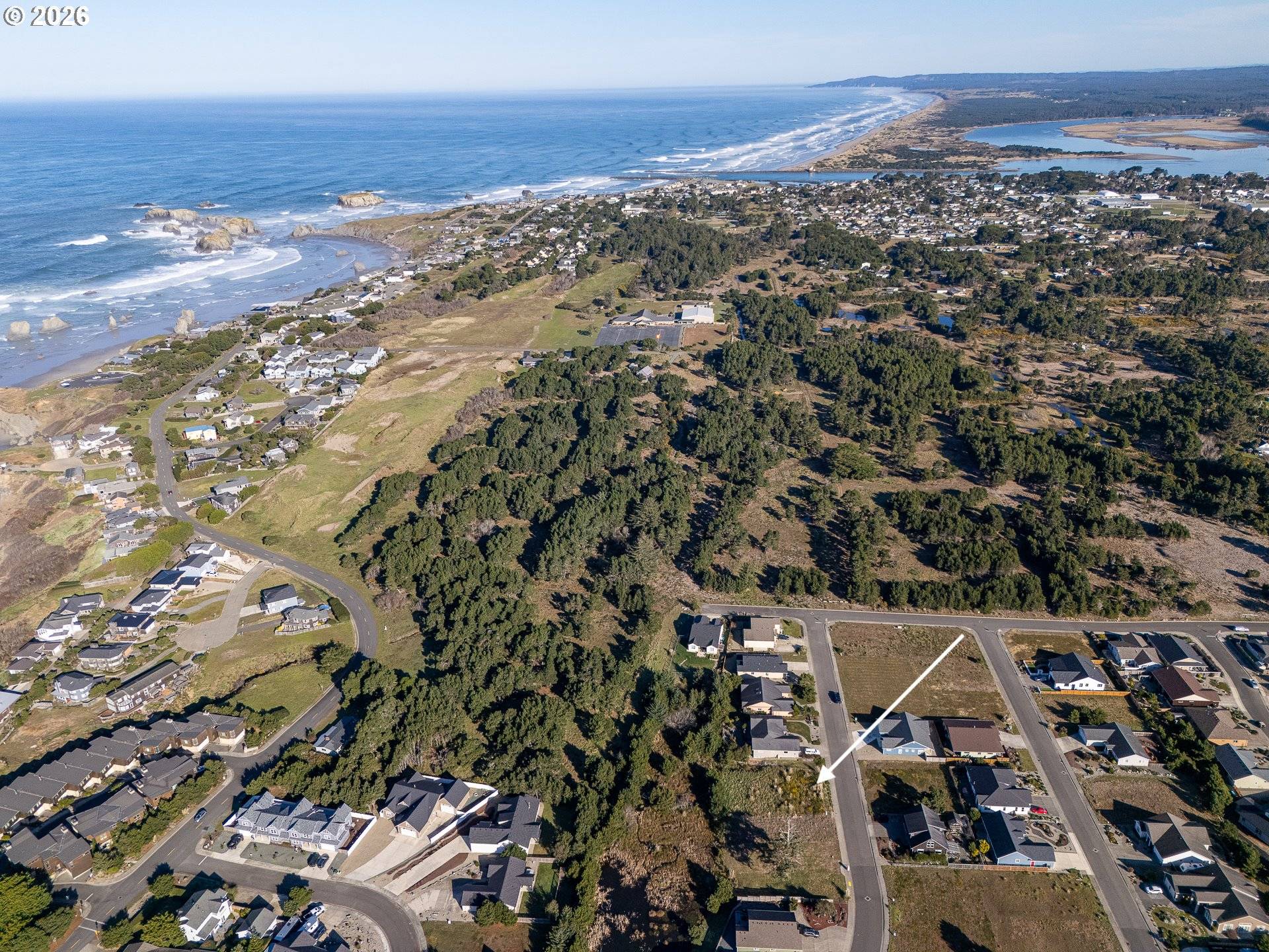 2674 LINCOLN AVE SW, Bandon, OR 97411