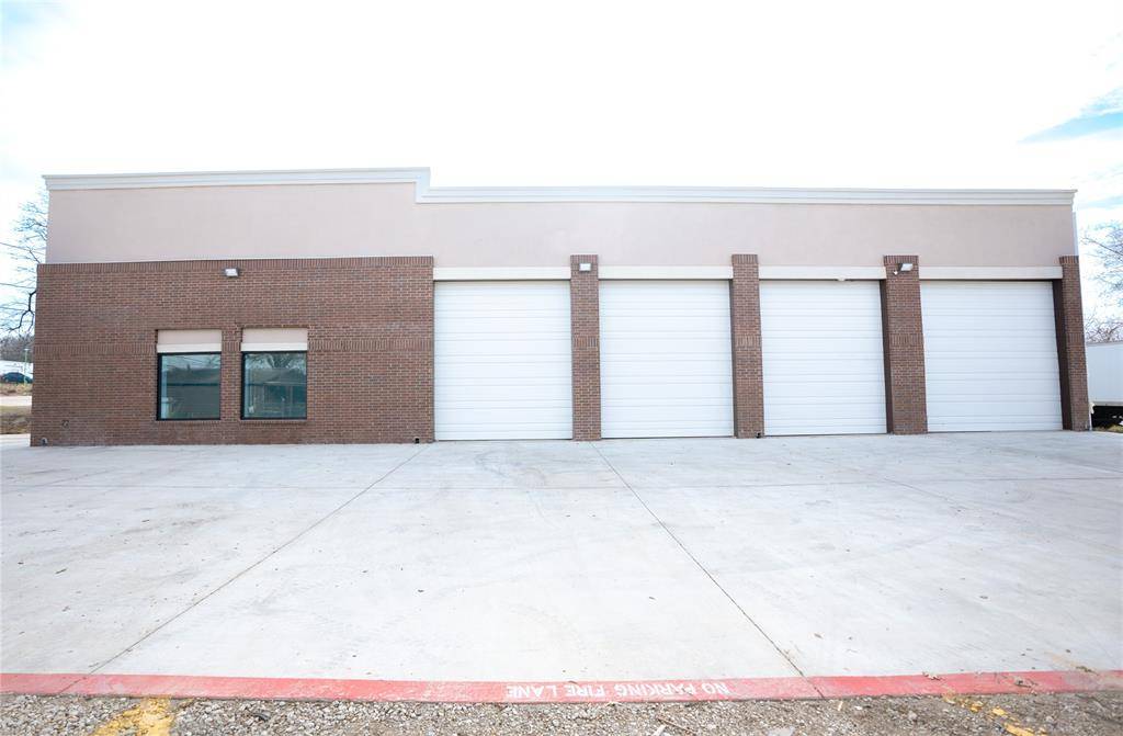 535 W Kennedale Parkway, Kennedale, TX 76060