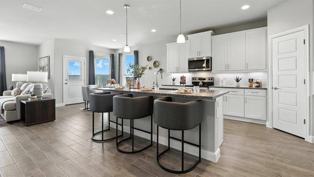 721 SOARING HAWK Drive, Fort Worth, TX 76008