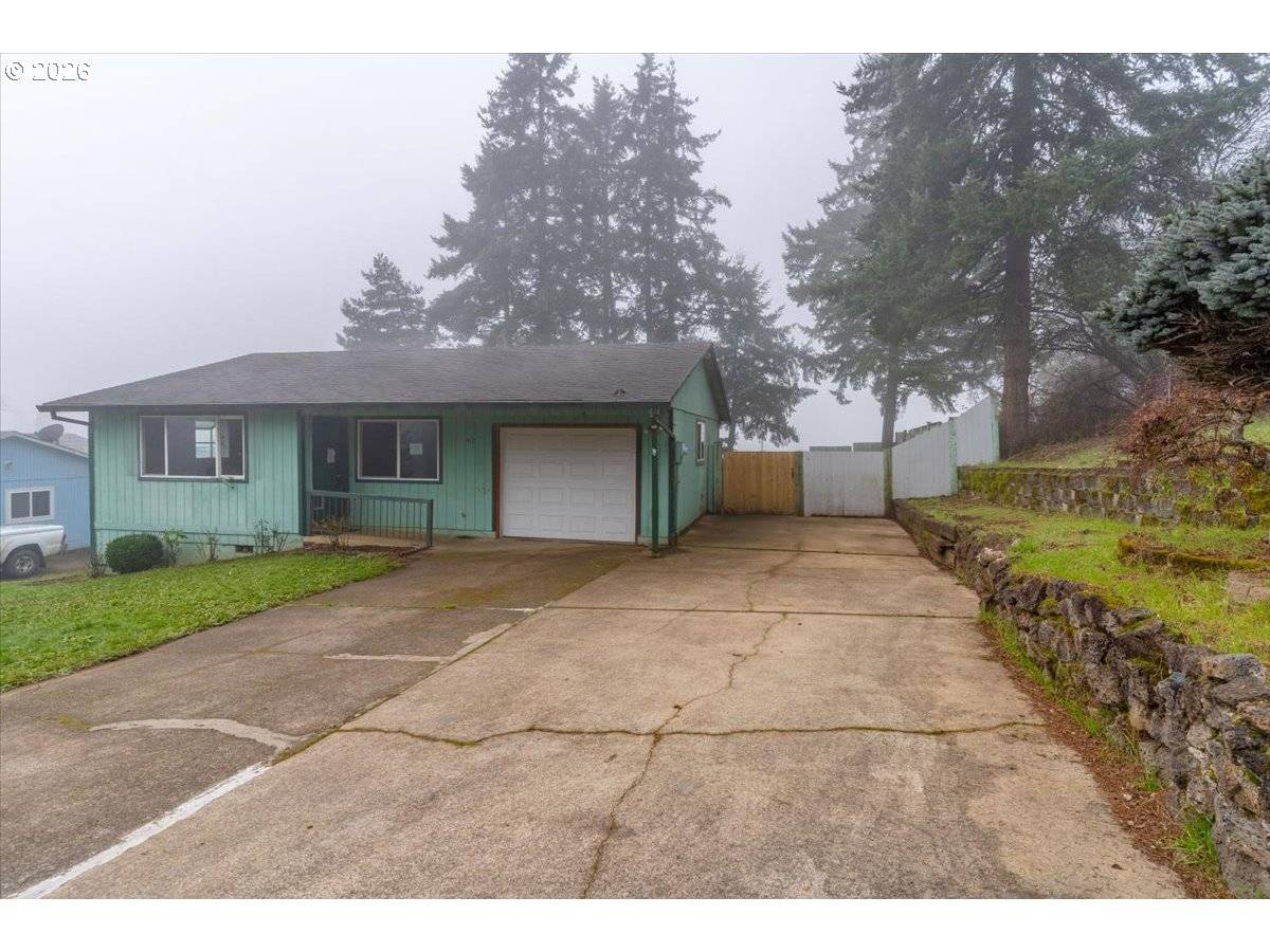 417 NE OAKEN HILLS DR, Willamina, OR 97396