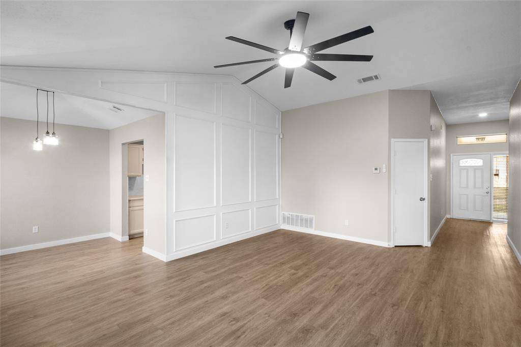 5711 Congressional Drive, Arlington, TX 76018