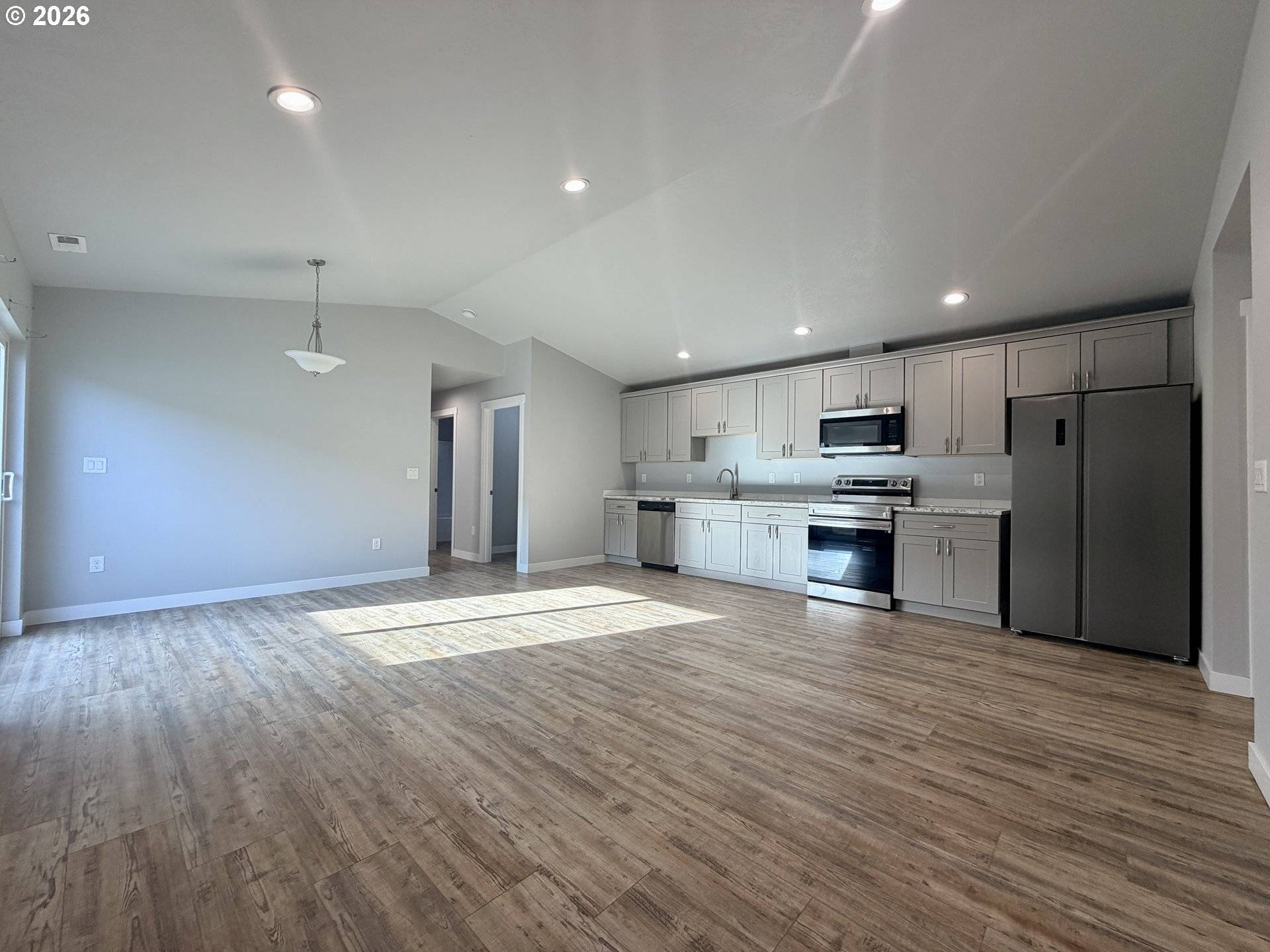 140 SE EIGHTH CT, Irrigon, OR 97844