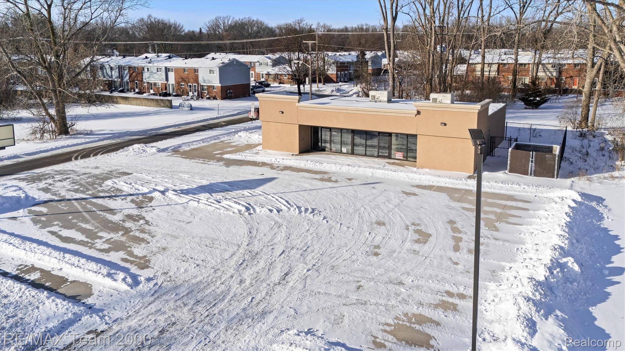 8498 Wayne RD, Romulus, MI 48174