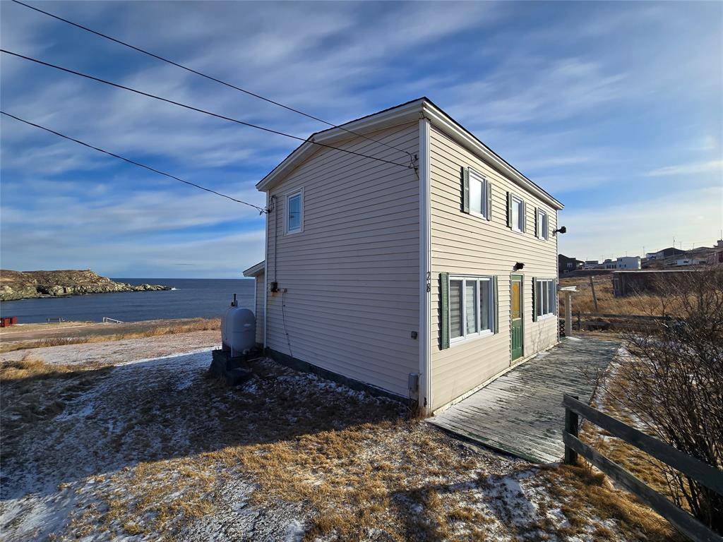 28 Main Road, Grates Cove, NL A0A 2L0