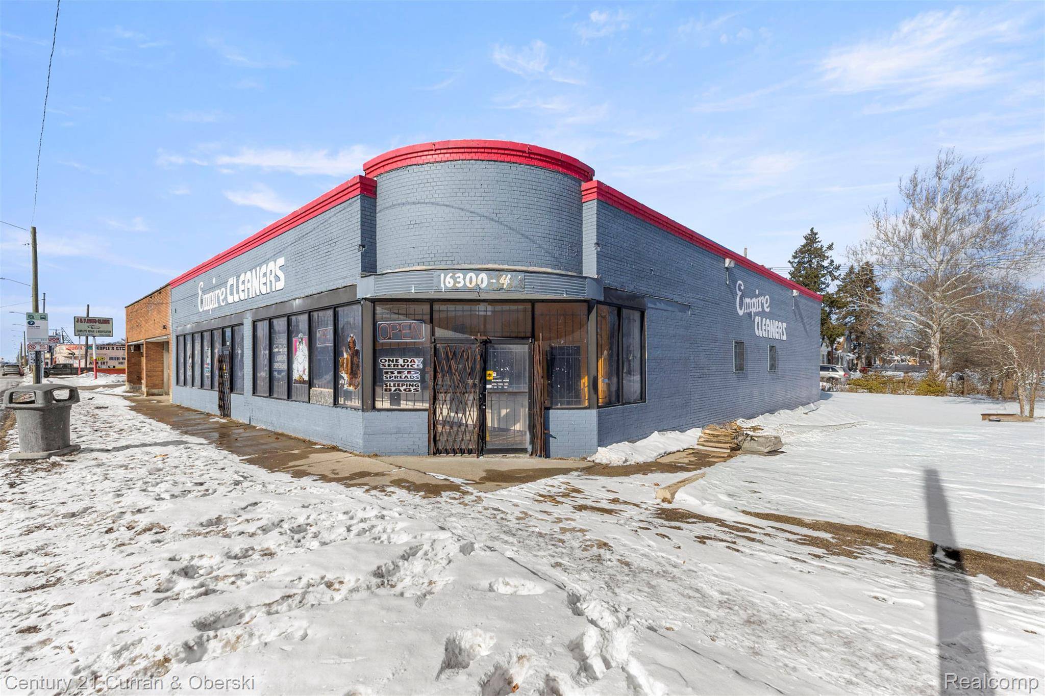 16300 W 7 Mile RD, Detroit, MI 48235