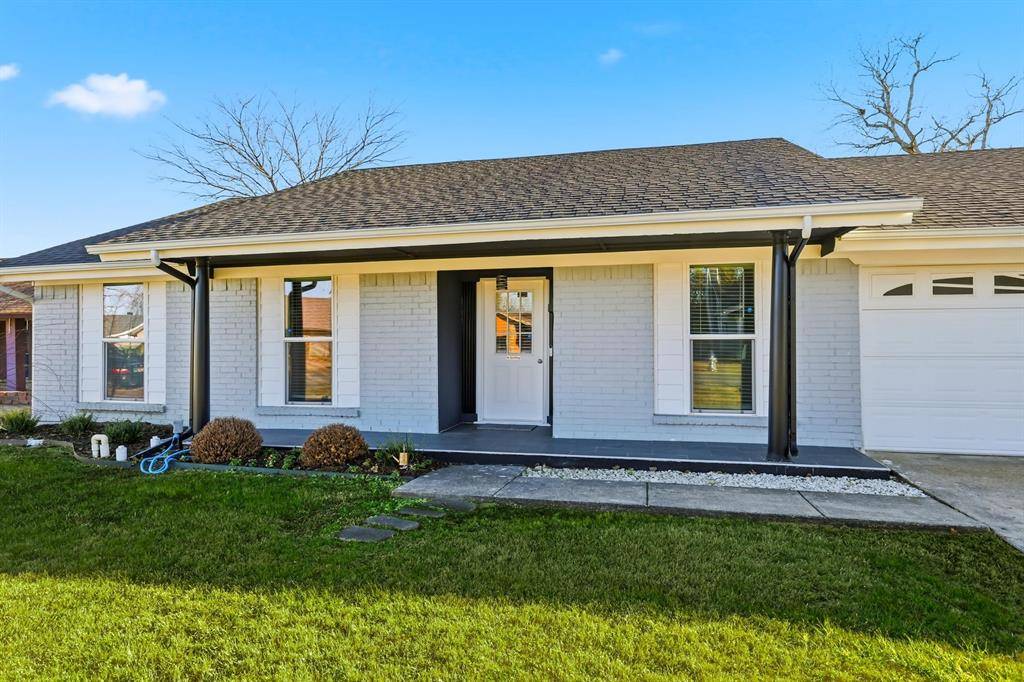 2828 Elk Grove Road, Carrollton, TX 75007