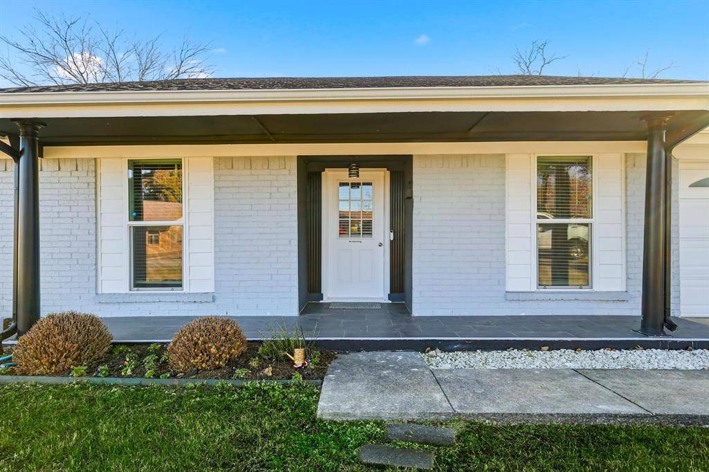 2828 Elk Grove Road, Carrollton, TX 75007