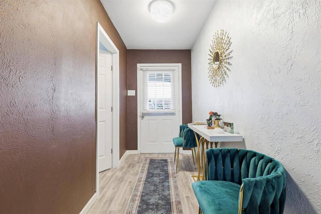 2828 Elk Grove Road, Carrollton, TX 75007