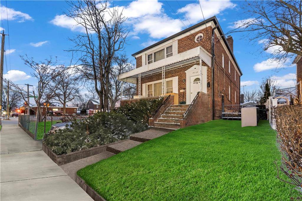 196-64 45th AVE, Flushing, NY 11358