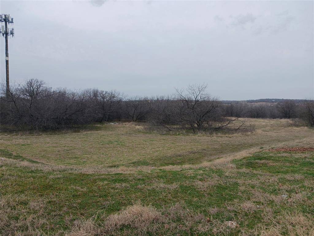 8050 Brentwood Stair Road, Fort Worth, TX 76120