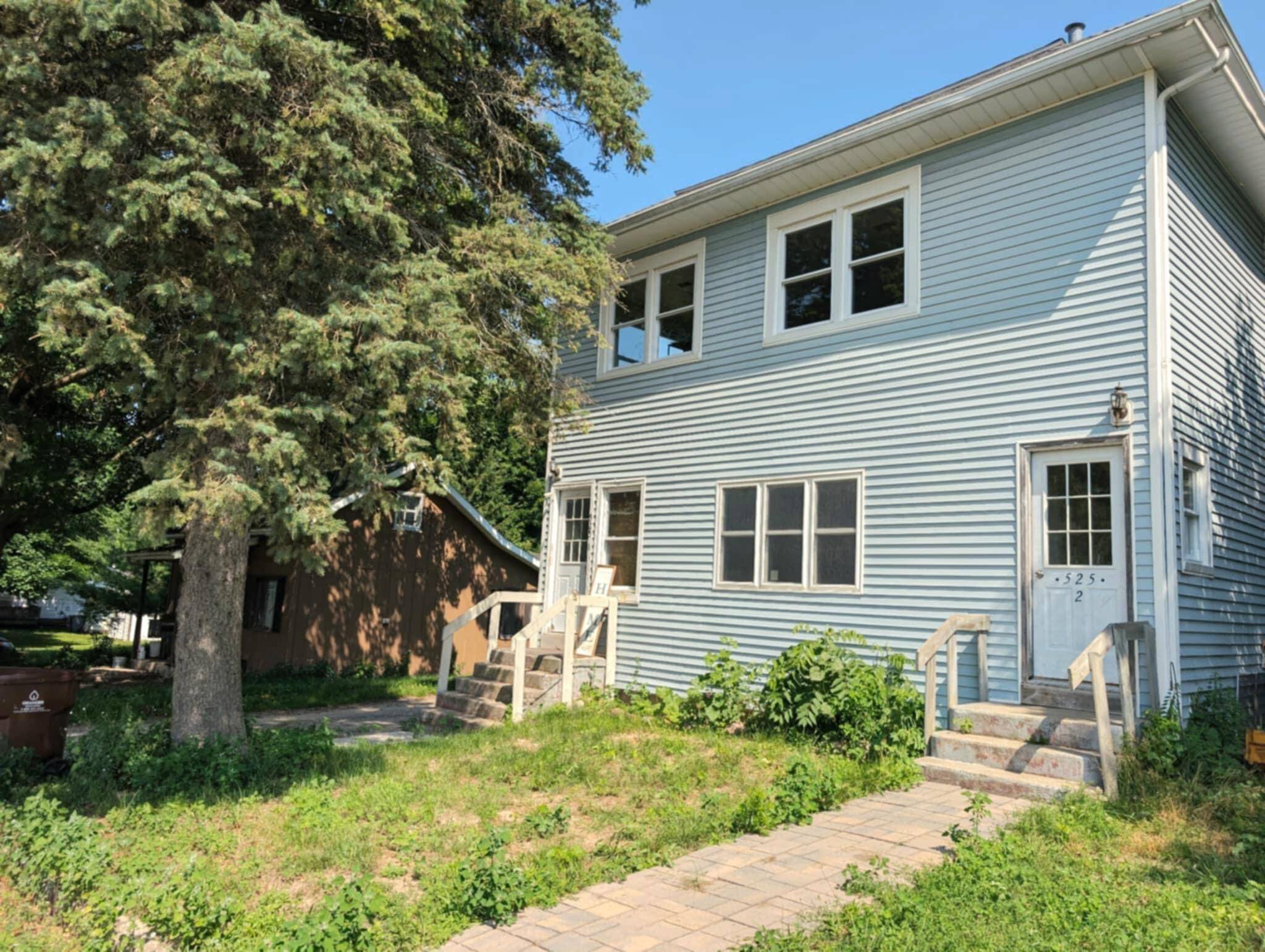 525 E Pine RD, Edmore Vlg, MI 48829