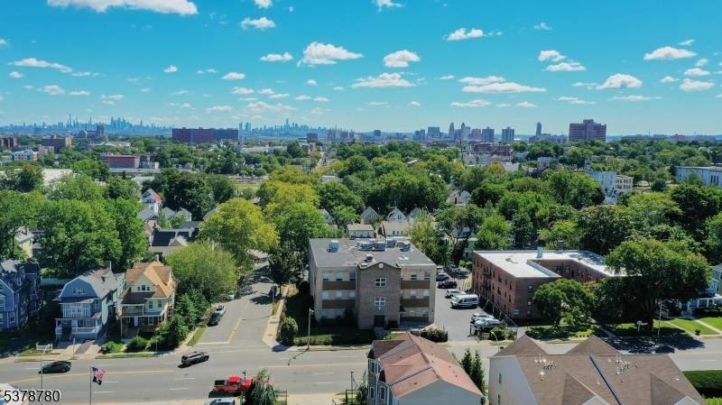 110 S Grove St, East Orange City, NJ 07018