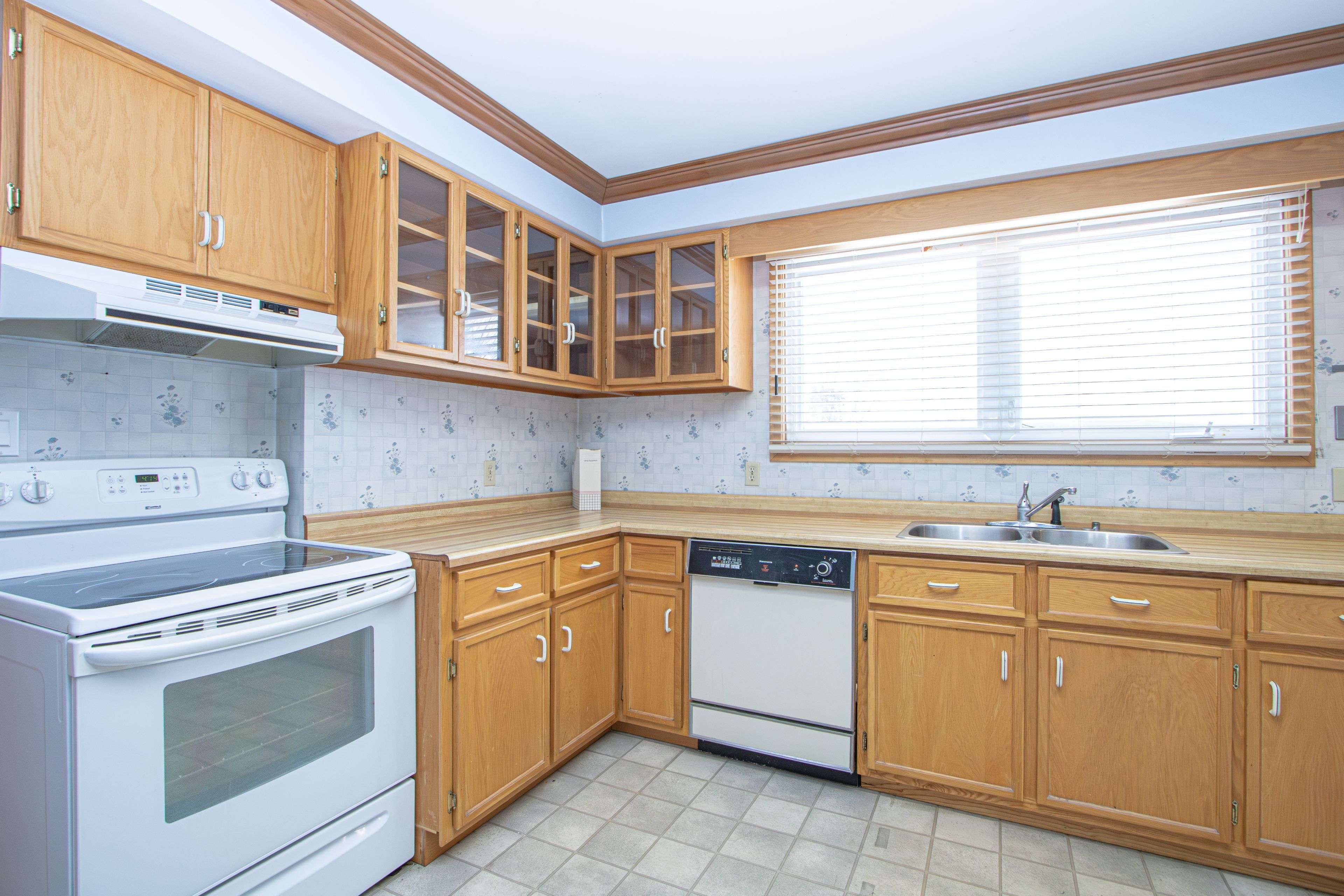 9077 Petty ST, Adelaide Metcalfe, ON N7G 3H7