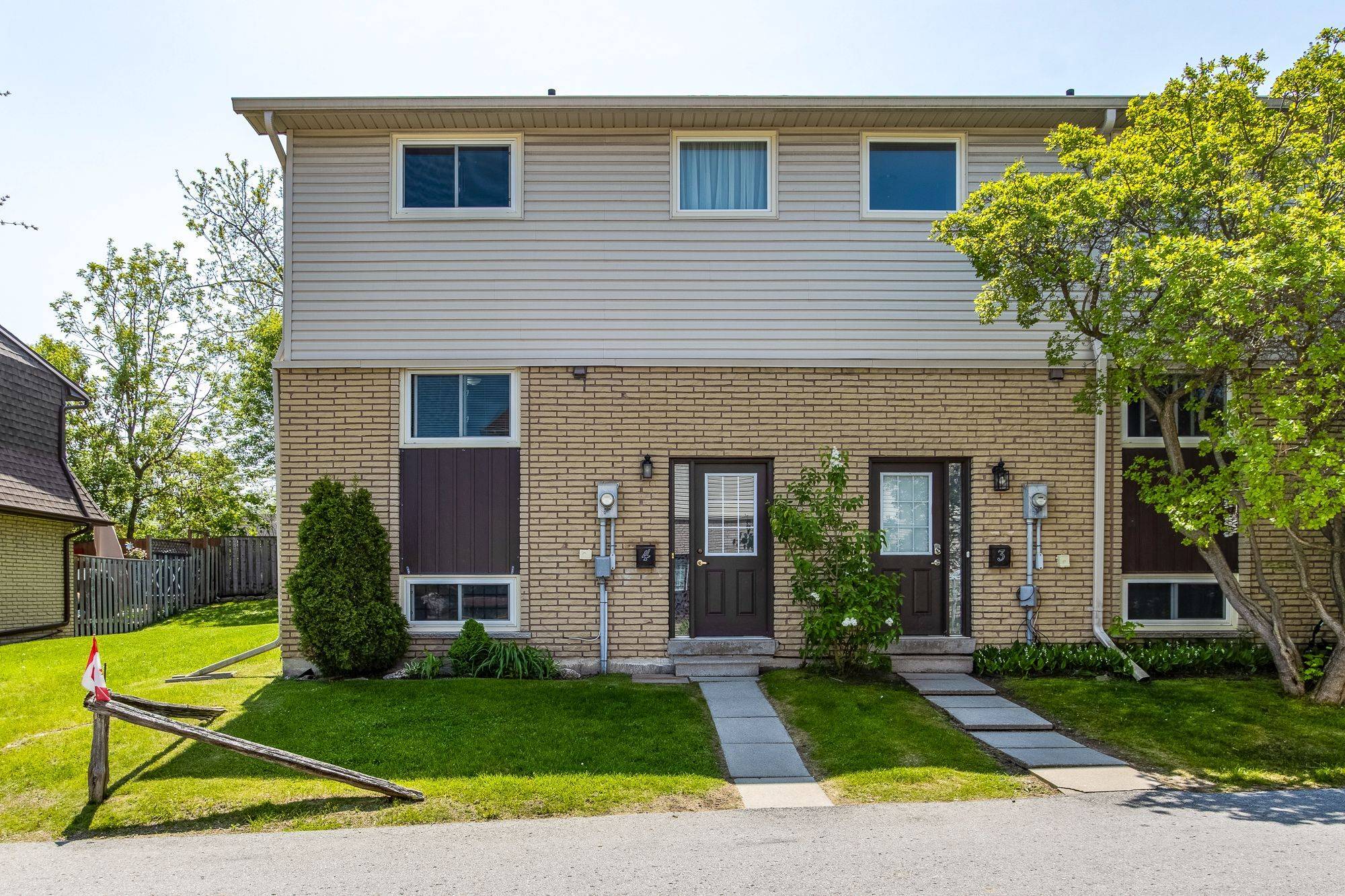 233 Innisfil ST #4, Barrie, ON L4N 3E9