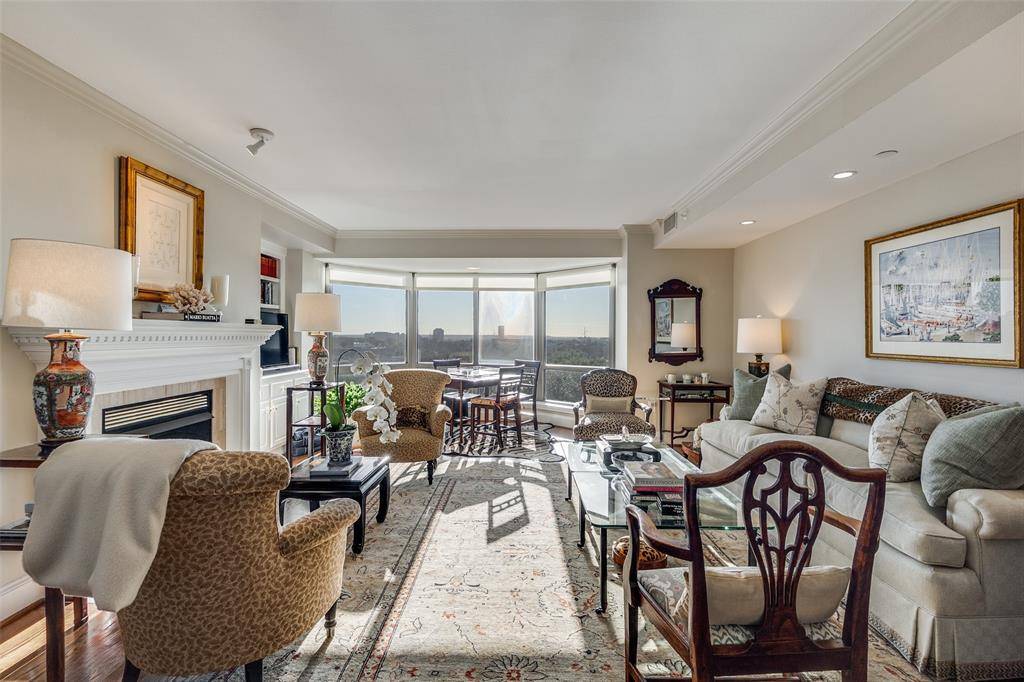 4242 Lomo Alto Drive #N70, Highland Park, TX 75219