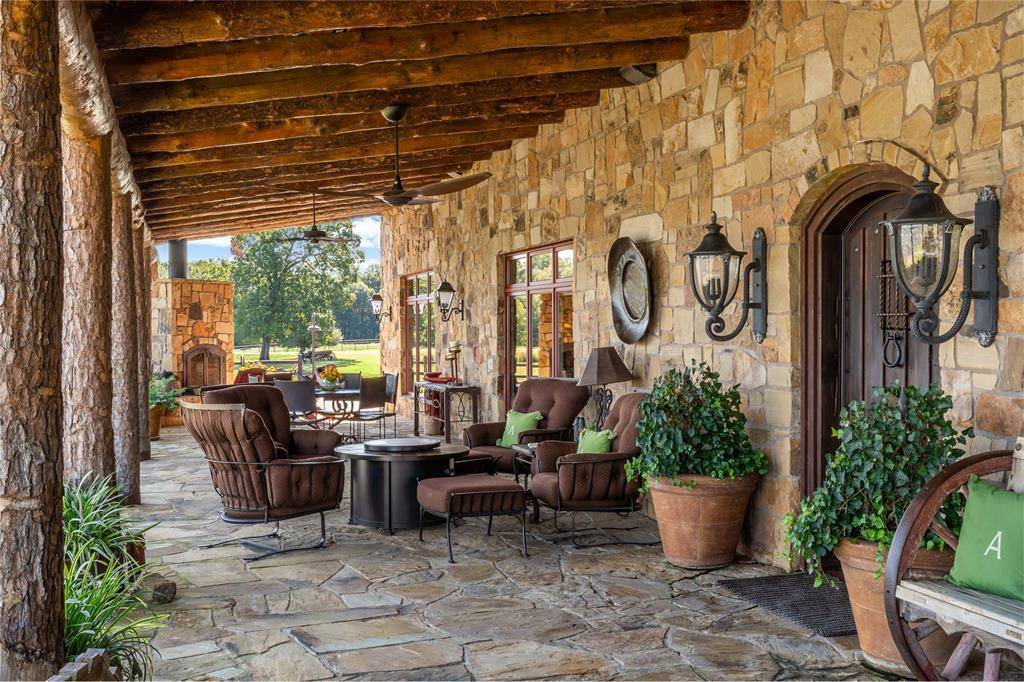 1450 County Road 36330, Sumner, TX 75486