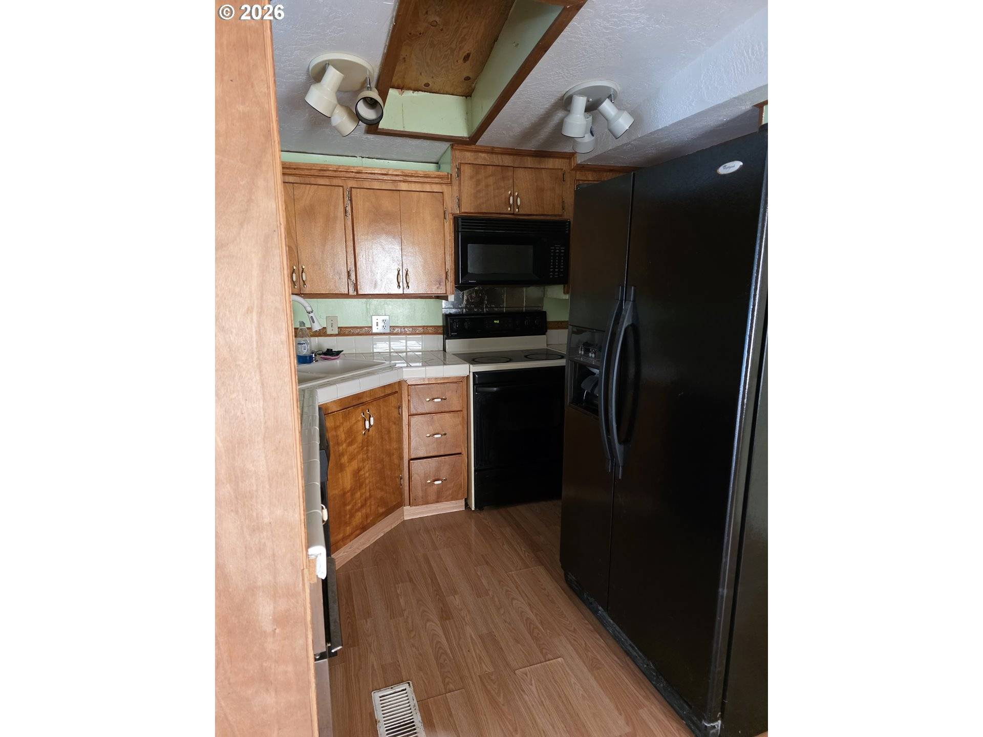 463 SE GREGORY DR, Winston, OR 97496