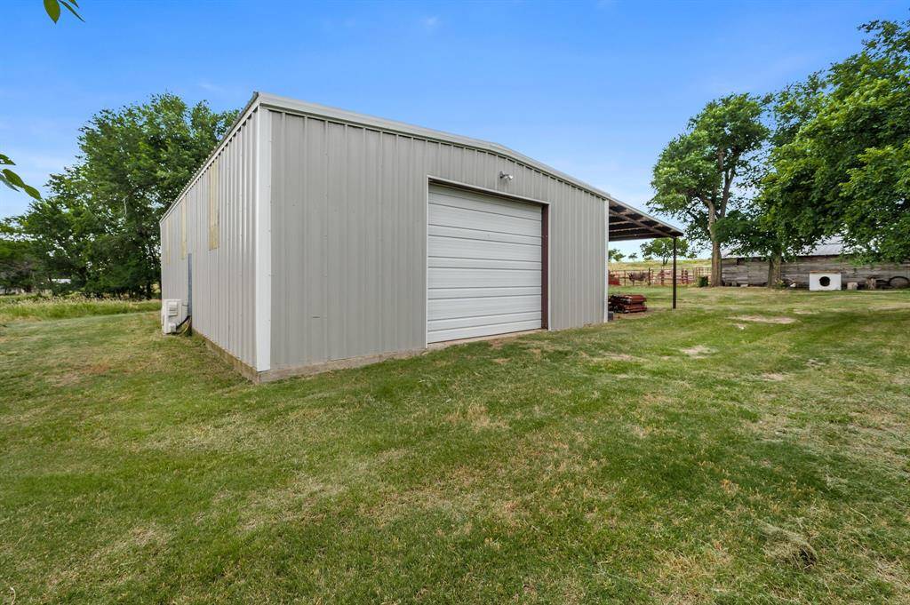 1204 E Cheyenne, Canadian, TX 79014