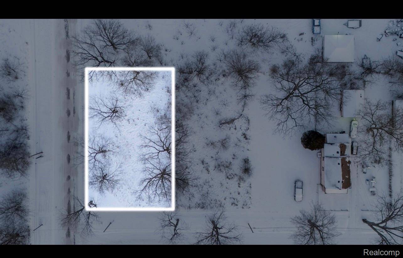 2320 Lincoln AVE, Saginaw, MI 48601