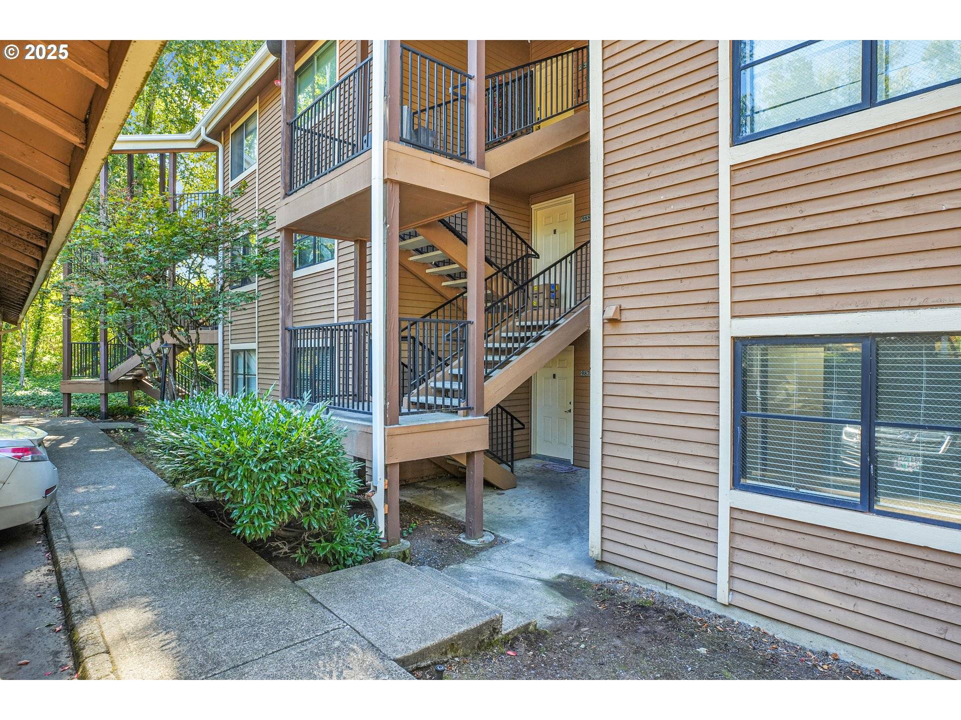 9872 SE TALBERT ST, Clackamas, OR 97015