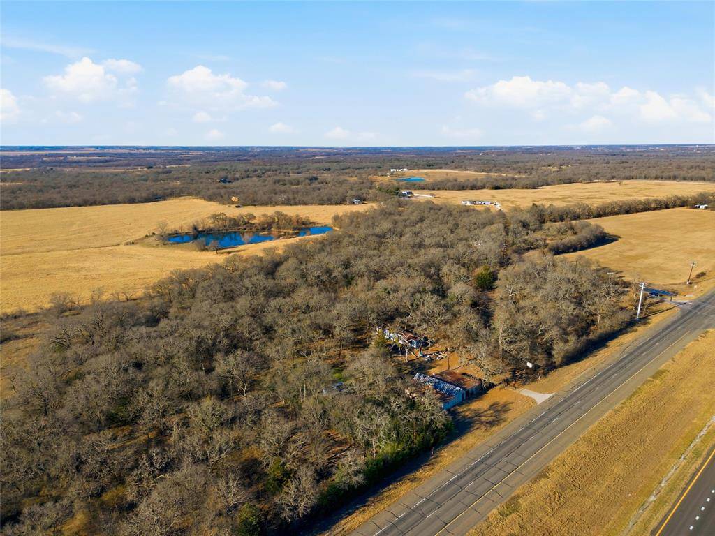 1469 Highway 31, Axtell, TX 76624