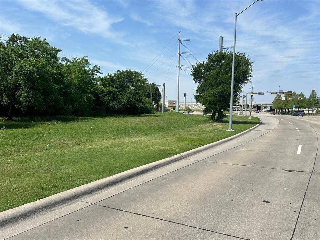 1161 W Warrior Trail, Grand Prairie, TX 75052