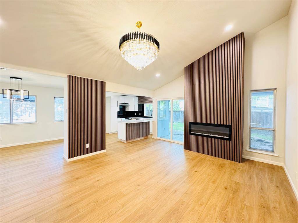 21 Grant Circle, Richardson, TX 75081