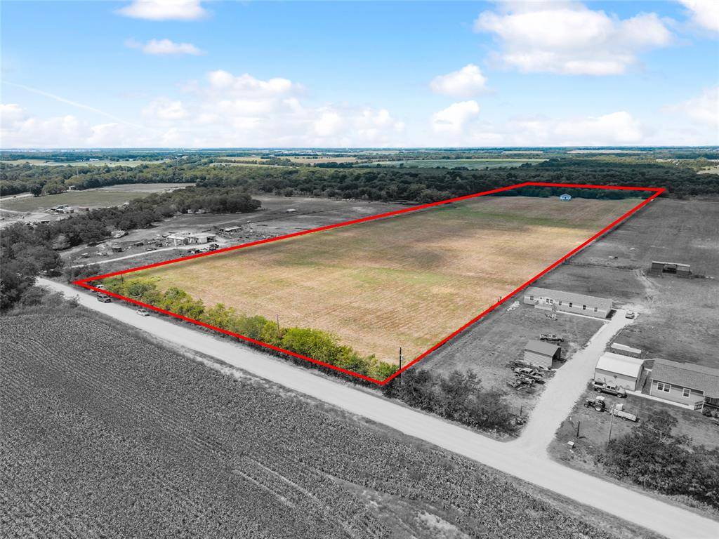 1098 County Road 2114, Caddo Mills, TX 75402