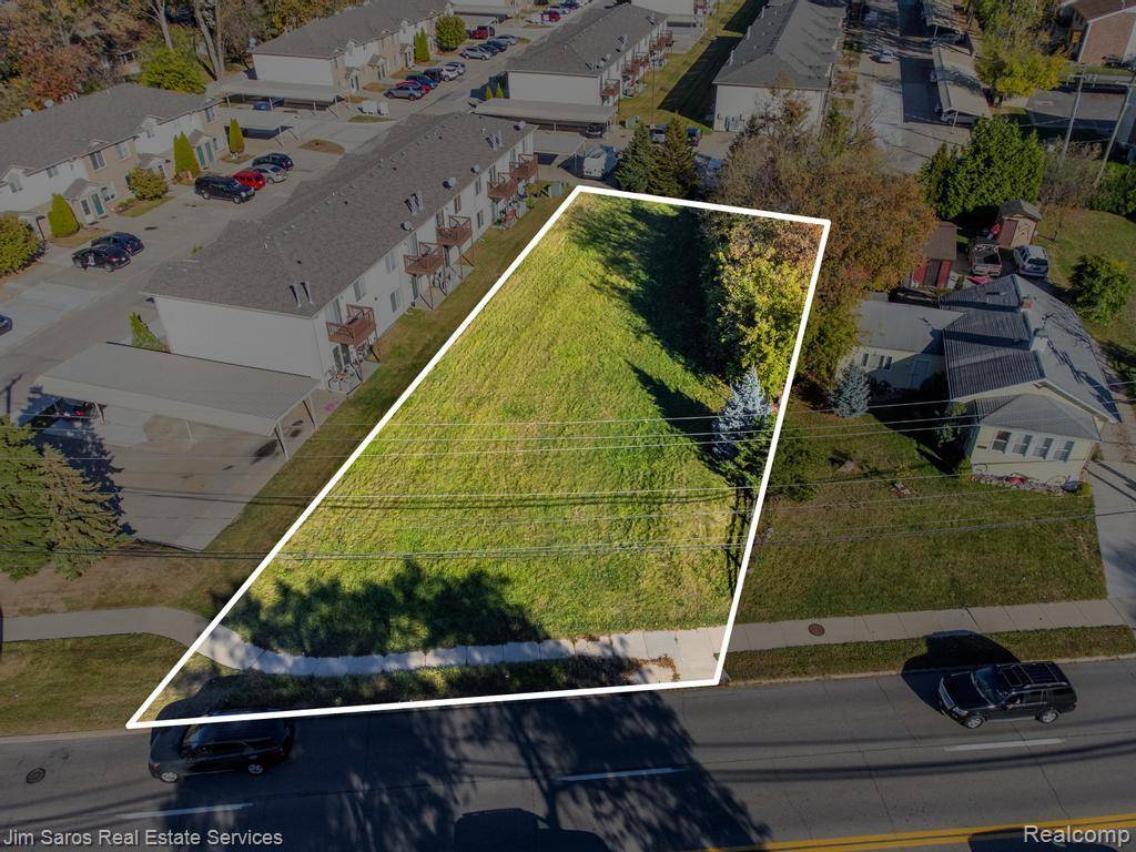 0 Utica, Roseville, MI 48066