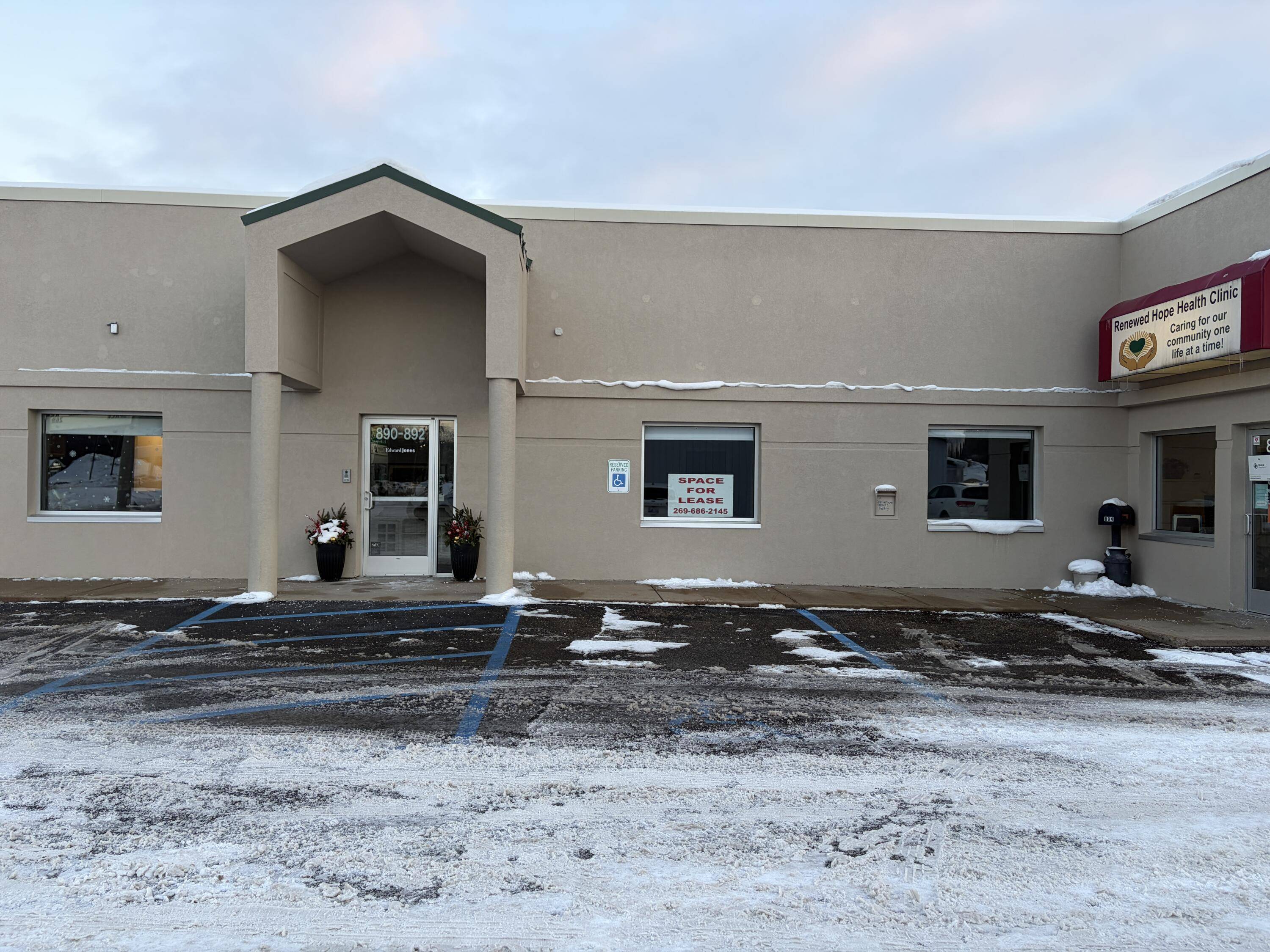 892 Marshall ST, Allegan City, MI 49010