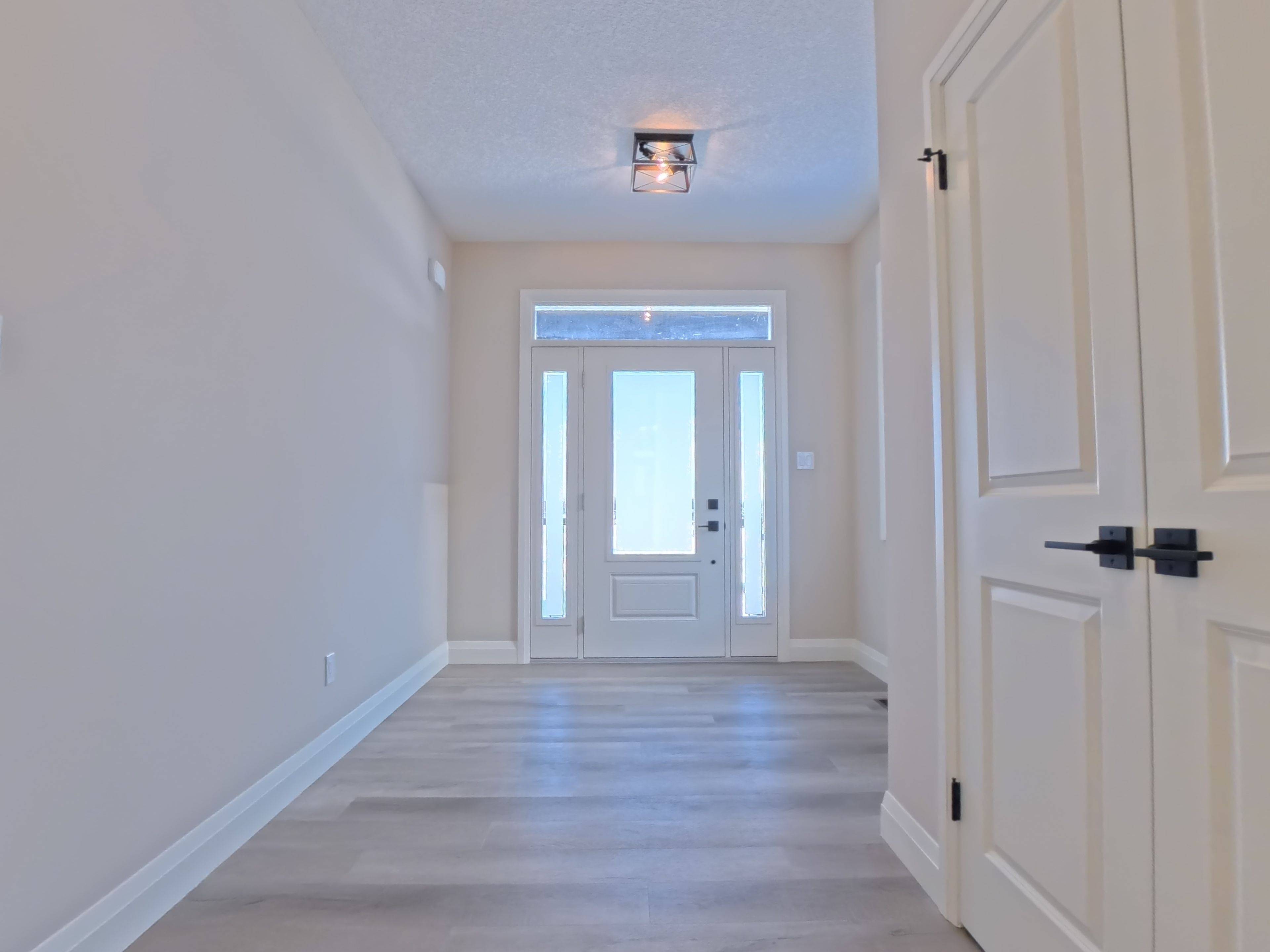 108 Bedell DR, Mapleton, ON N0G 1P0